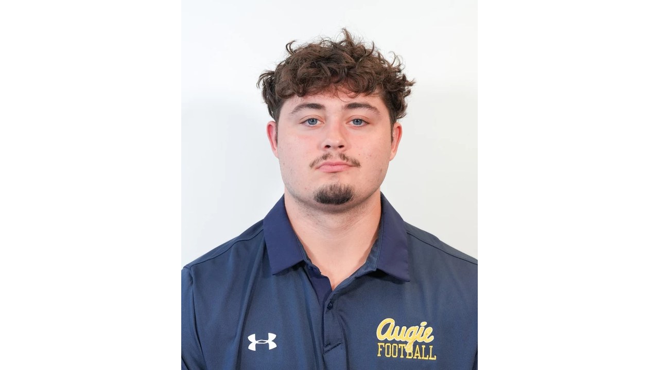 Athlete photo for Nick Golden