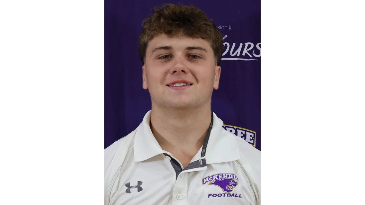 Athlete photo for Wade Manuel